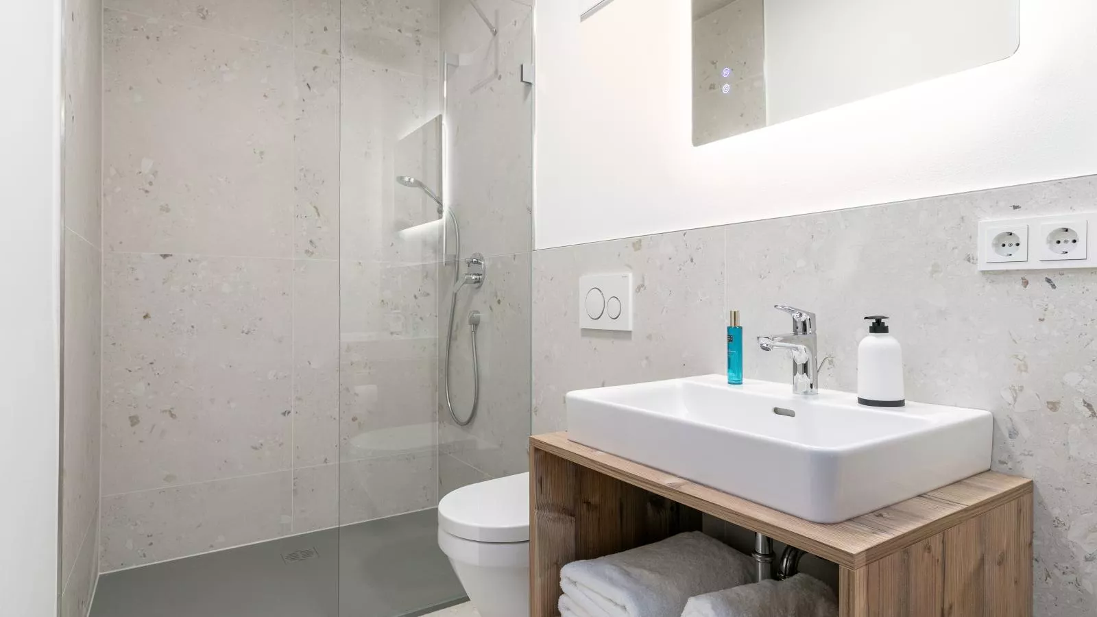 Hopfgarten Alpin Living Top 1 und 2-Badezimmer