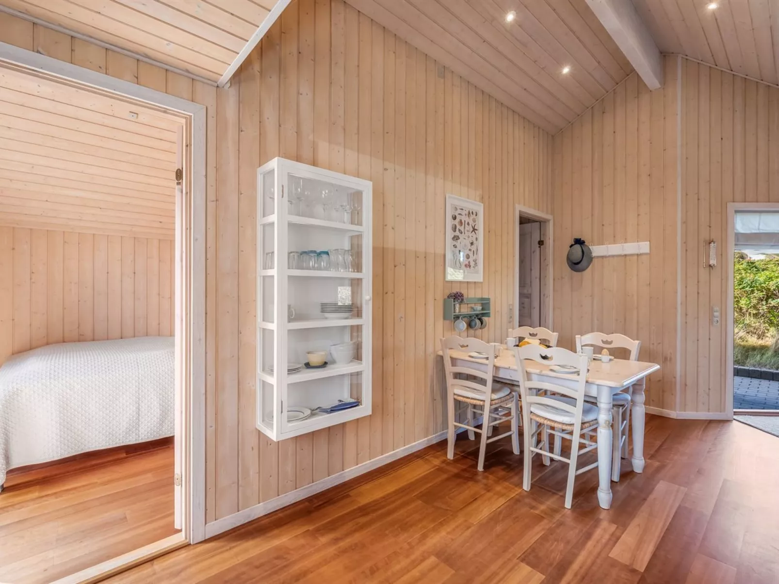 "Georg" - 200m from the sea-Dedans