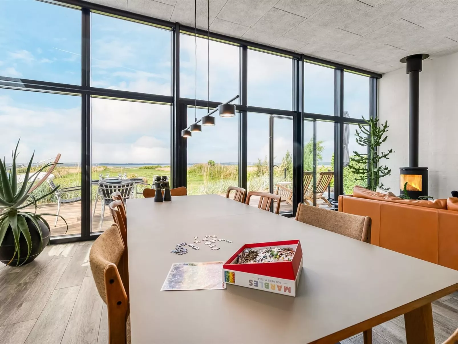 "Bondi" - 75m from the sea-Drinnen