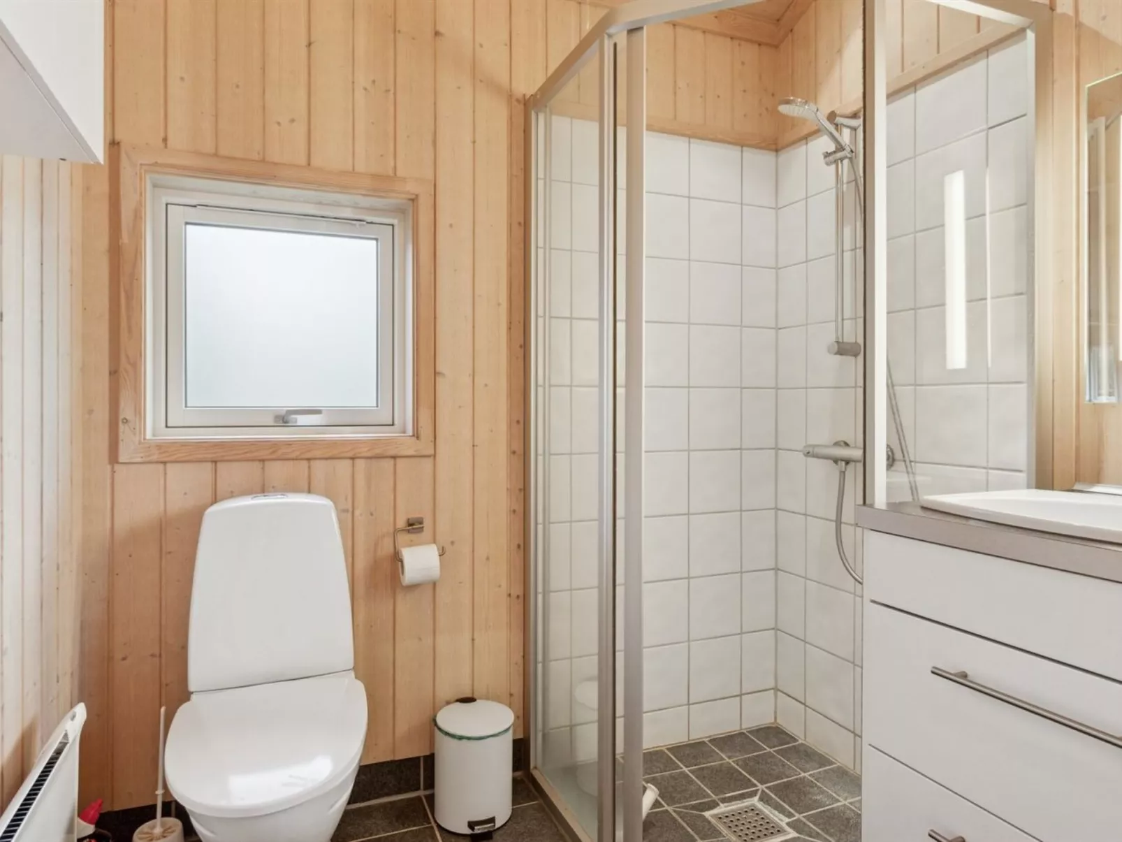 "Hawarth" - 275m from the sea-Dedans