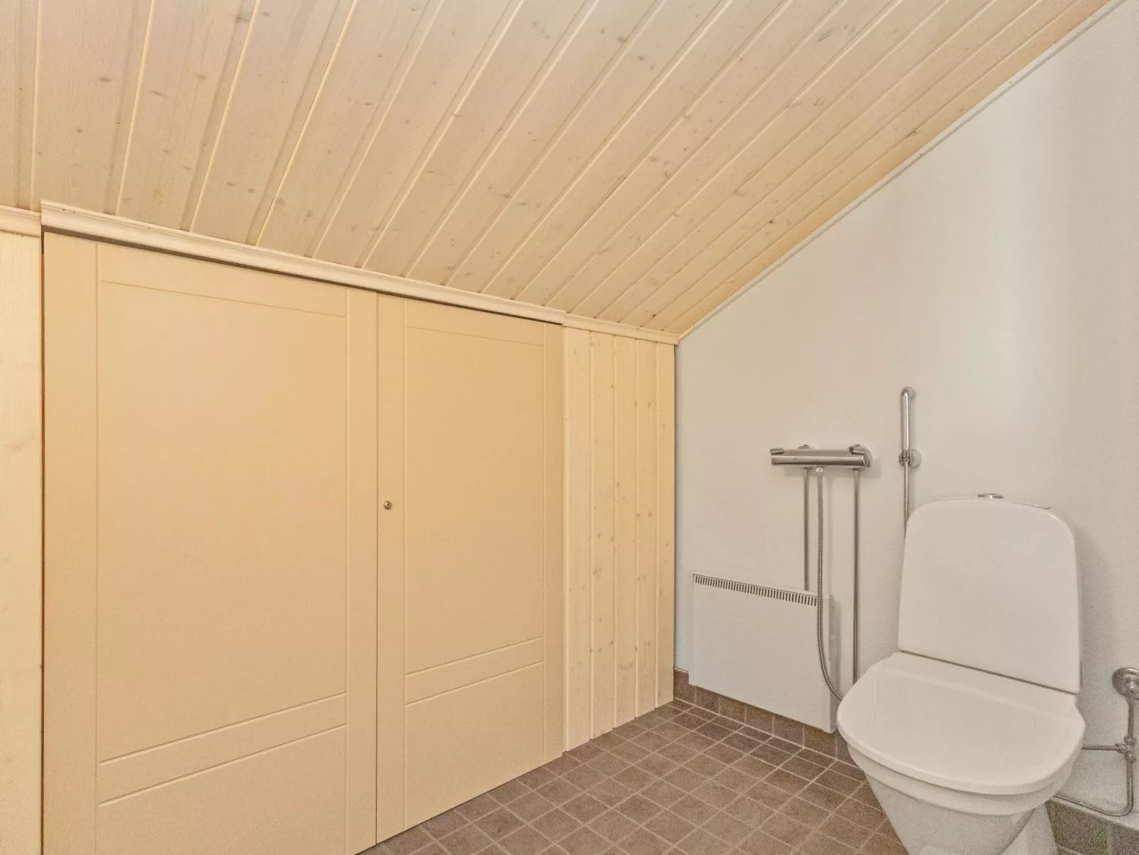 Levi kartano-Drinnen