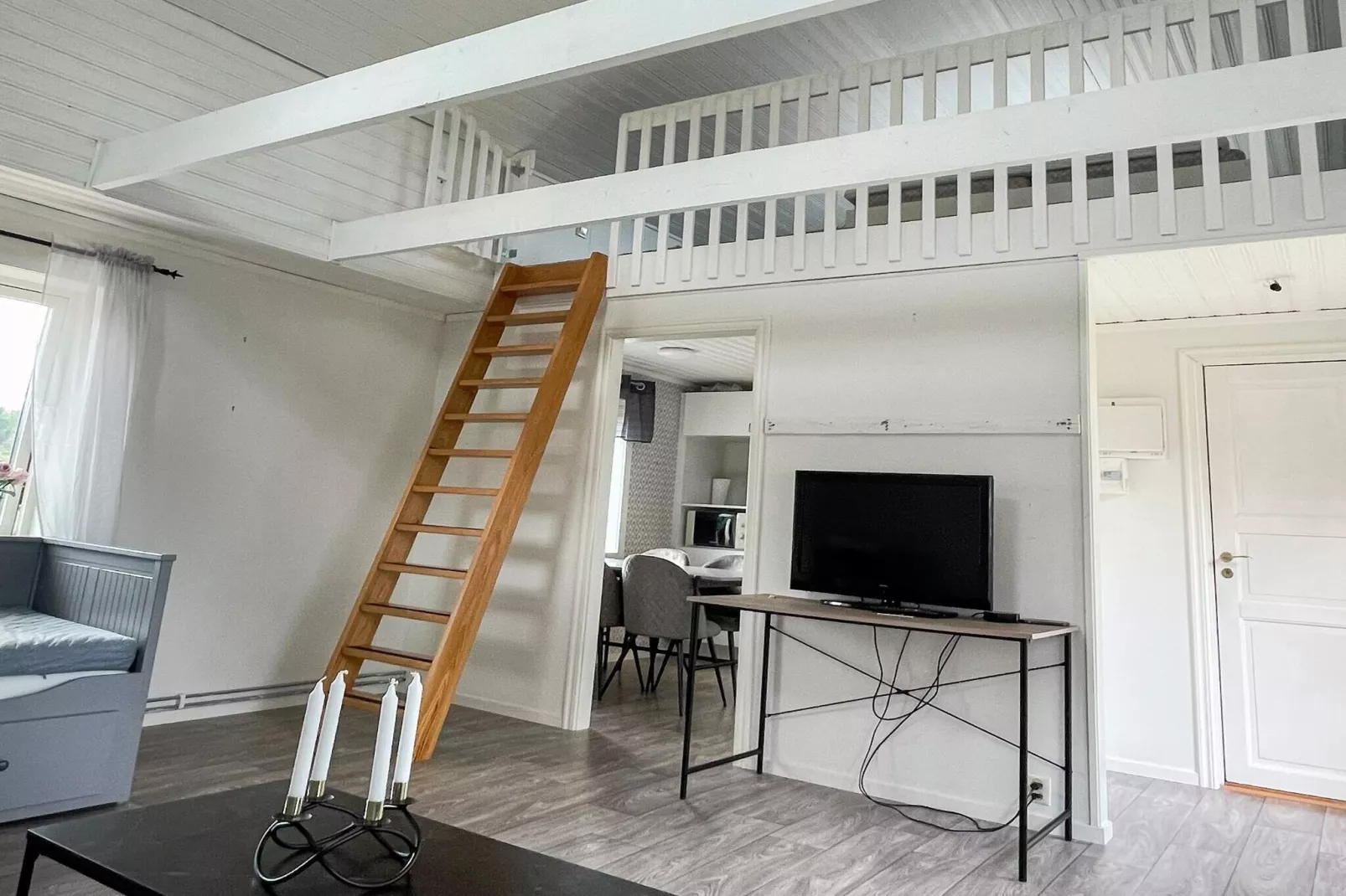 Nature Retreat on Farm in Berga-Indoor