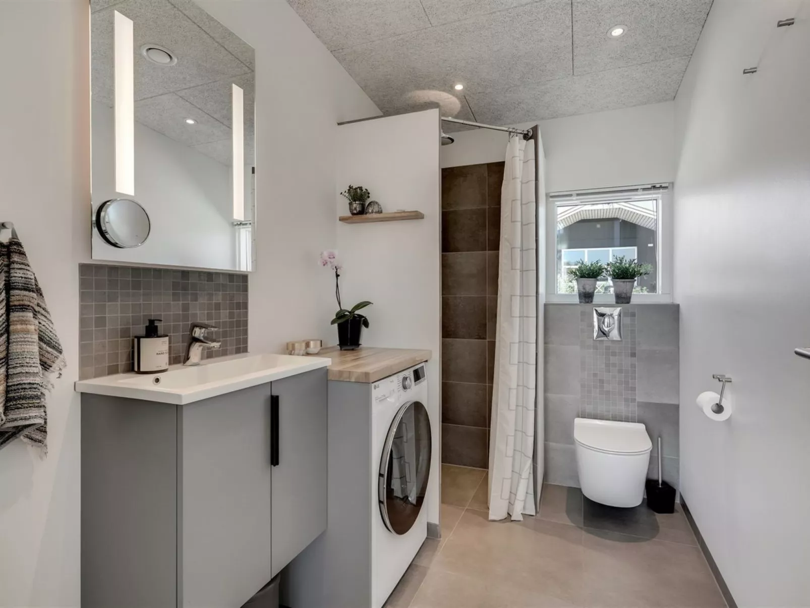 "Karitte" - 300m from the sea-Drinnen