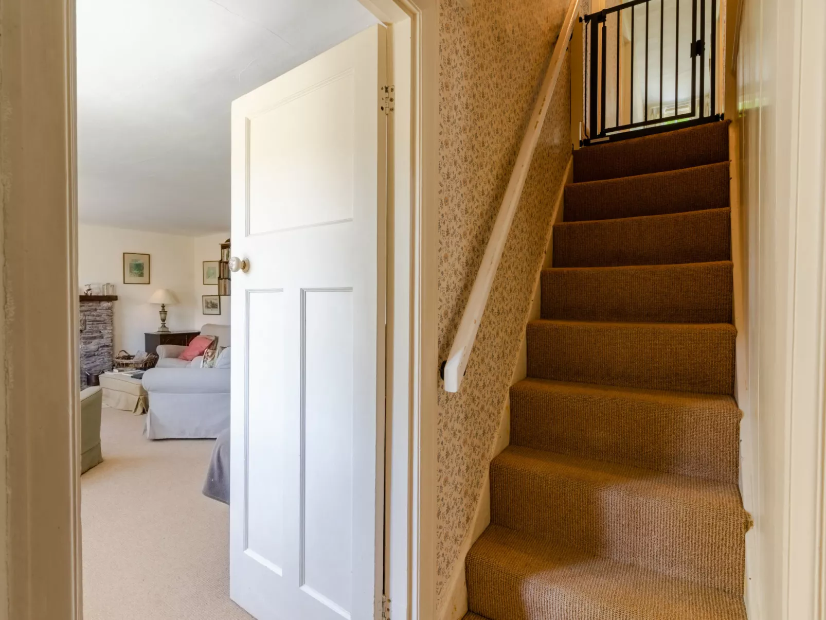 Valley Cottage-Dedans