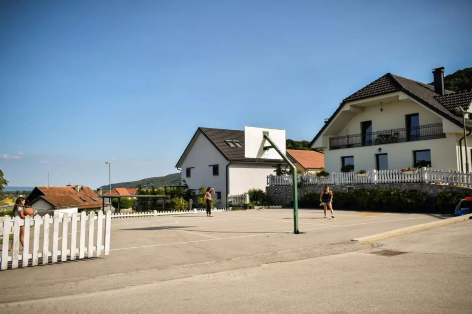 Zevnik Quiet Retreat with Stunning Views and Equestrian Activities - One Bedroom Apartment-Outdoor