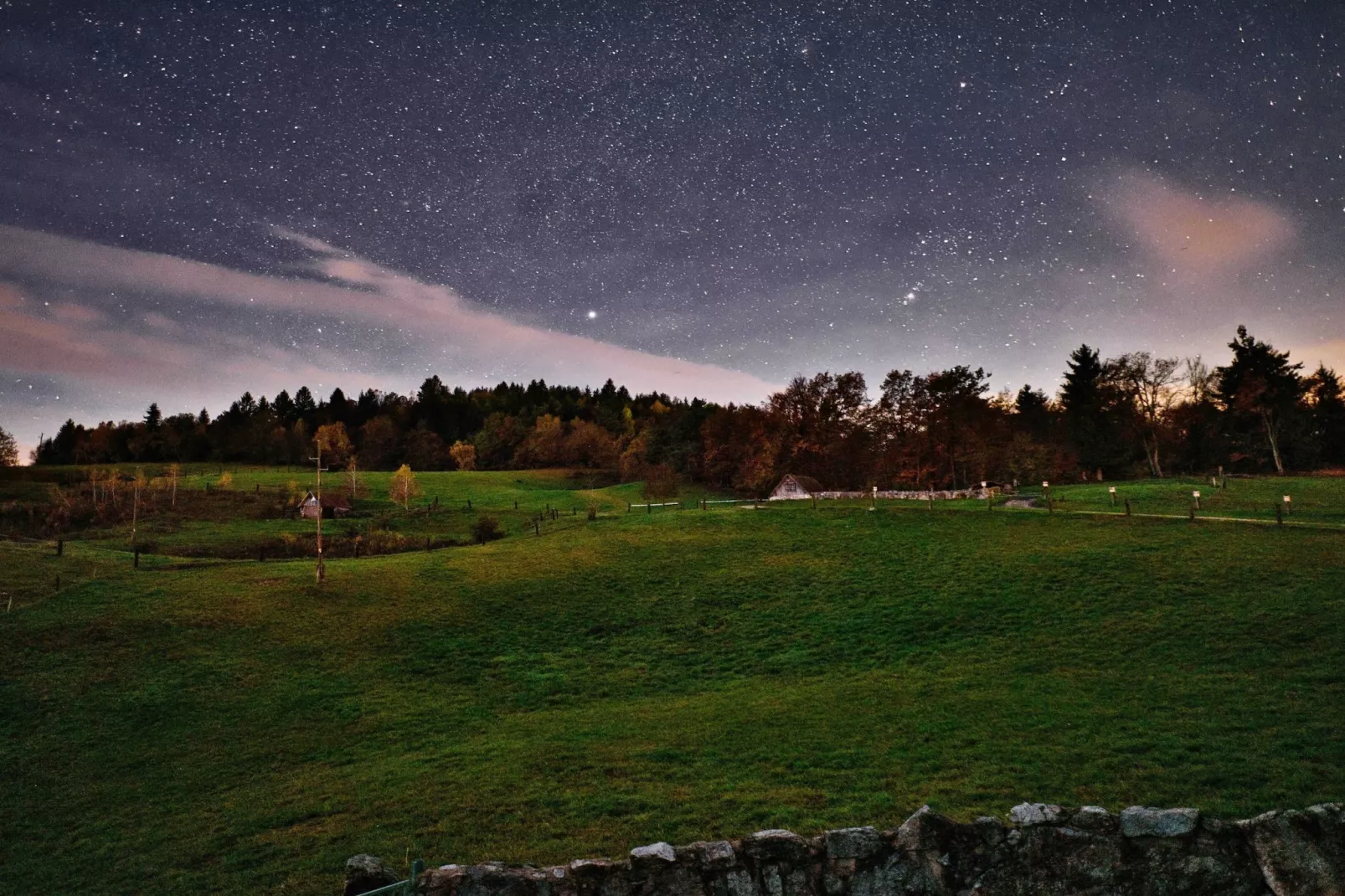 Visnja Gora Meadow Hideaway with Terrace - One Bedroom Cottage with Terrace (owner Hiška na skalci)-Im Freien