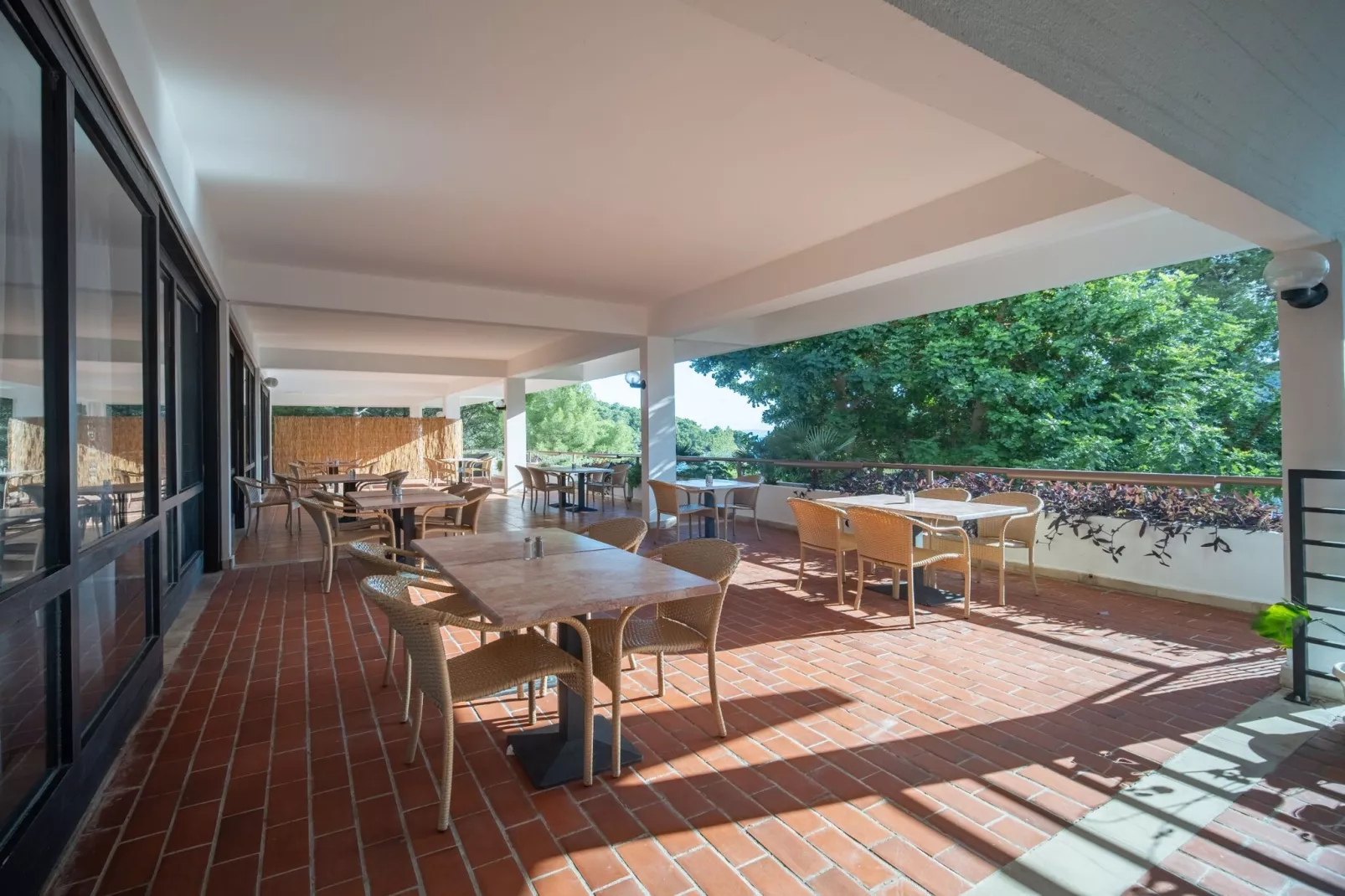 Hotel Issa - Double Room Sea View 7 - Terrasse/Balkon