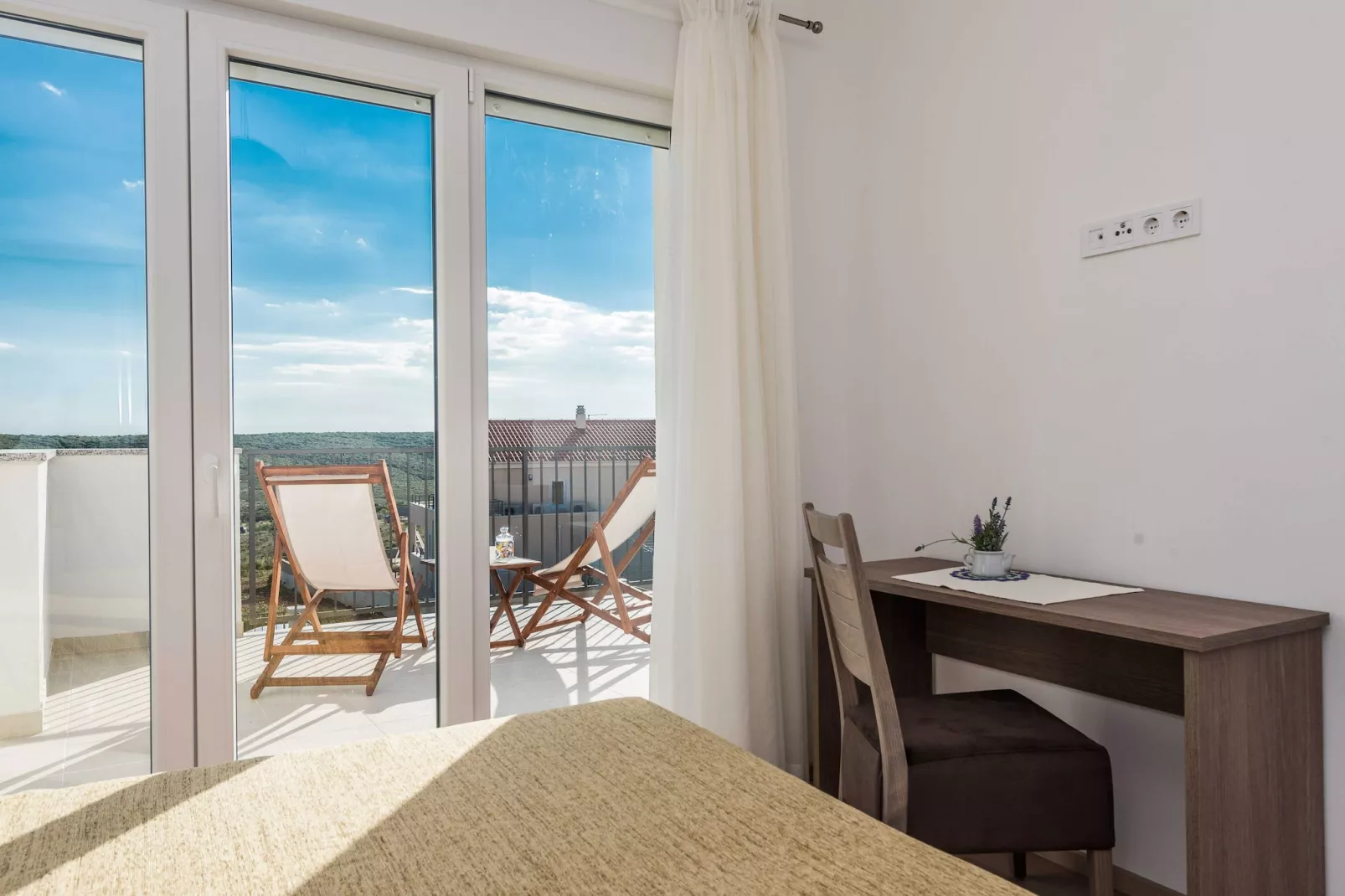 Luxury Escape with Swimming Pool & Modern Design - Comfort Four Bedroom Villa with Sea View and Private Pool ( Villa 7)-Chambre