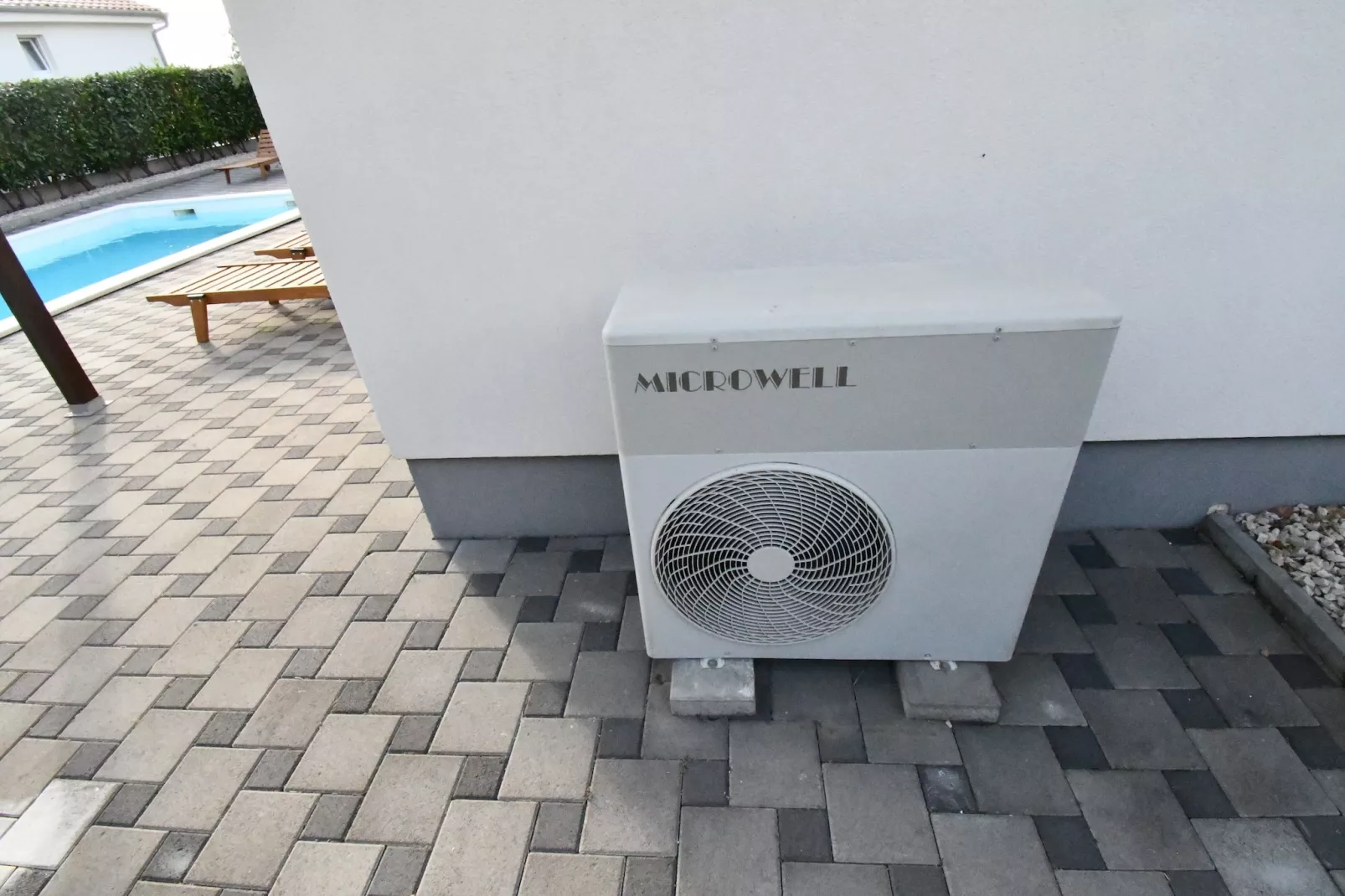 Luxury Escape with Swimming Pool & Modern Design -Deluxe Four Bedroom Villa with Private Pool (Villa 6)-Im Freien