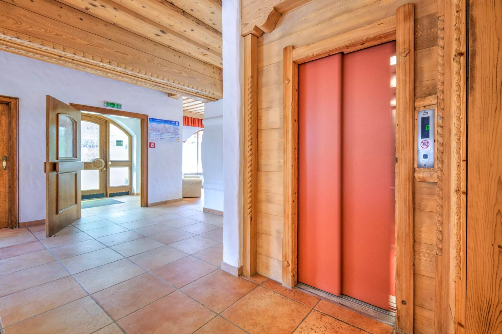 Vicky Apartment Top 8-équipements