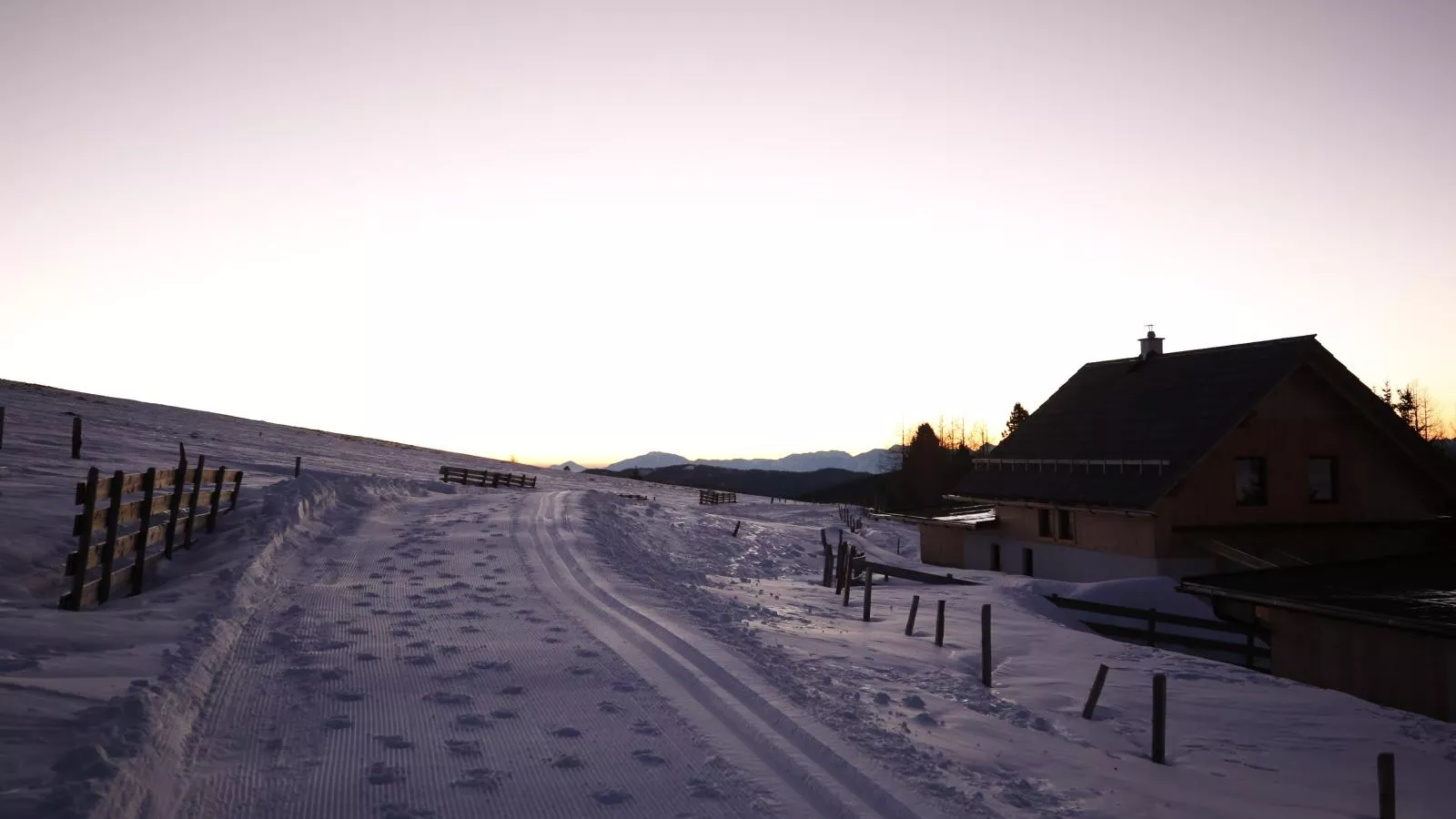 Designchalets Falkertsee-Area within 1km in winter