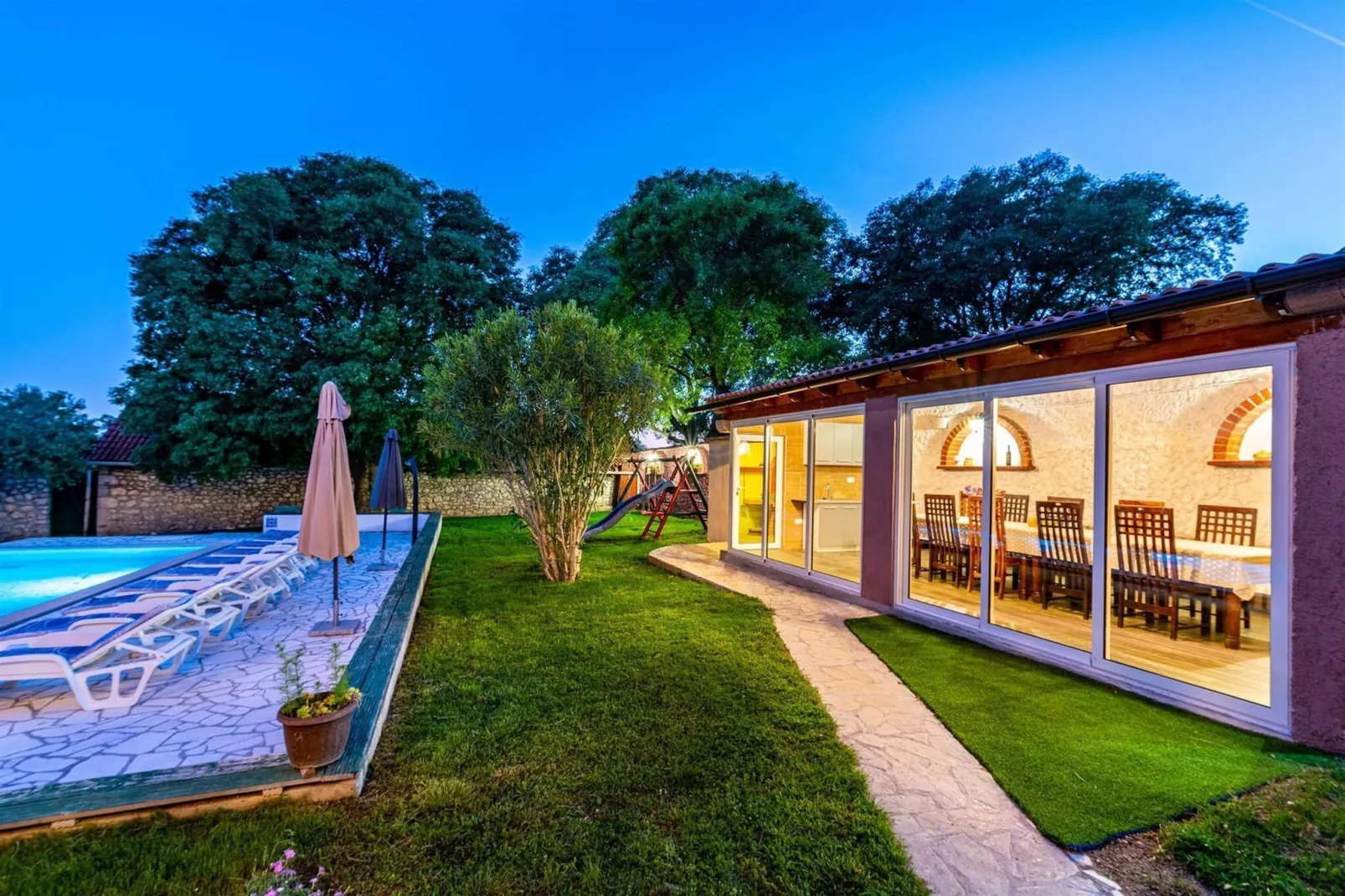 Holiday home Blanka-Piscine