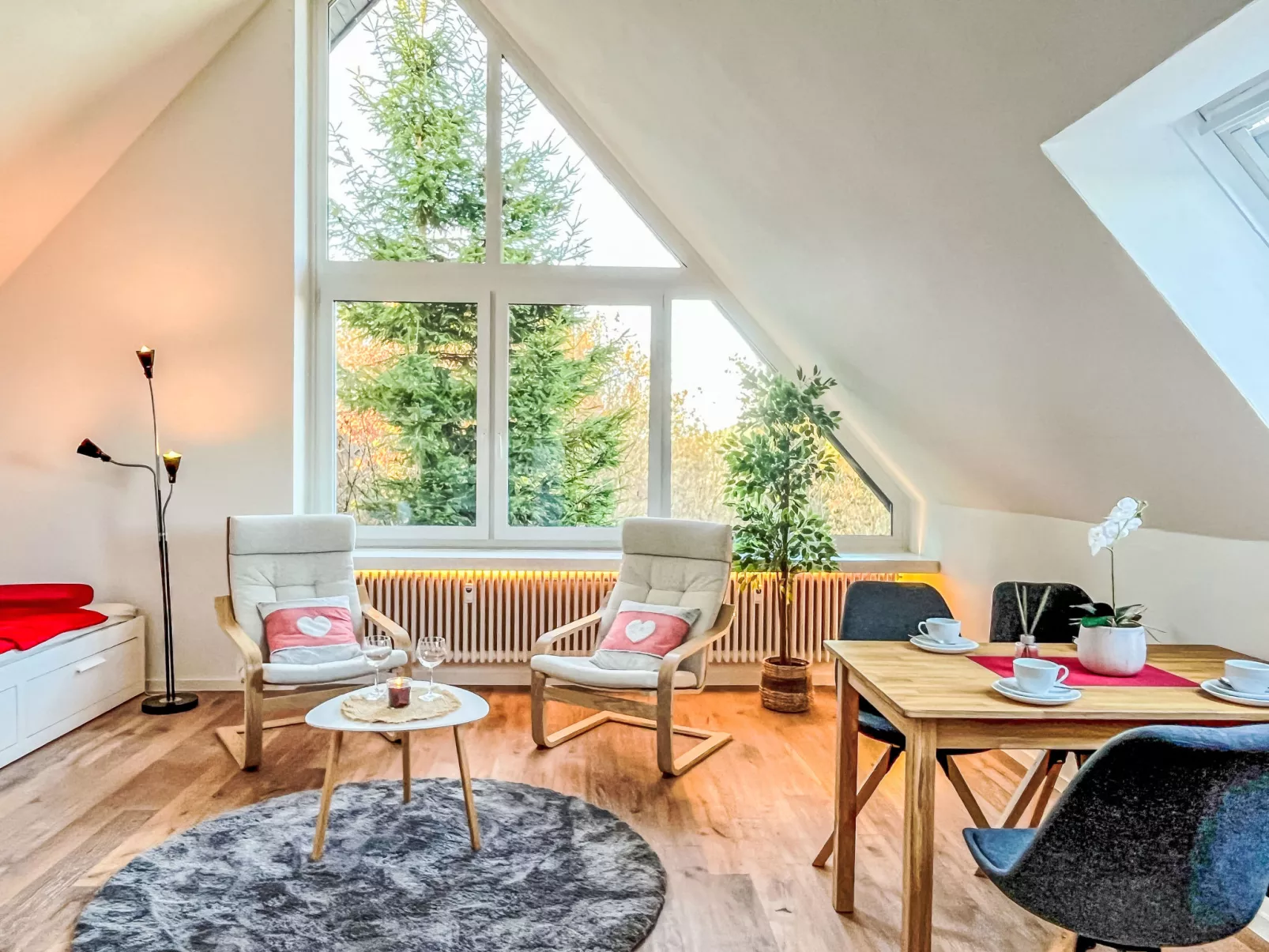 Falkennest - mit Blick auf den Titisee-Drinnen