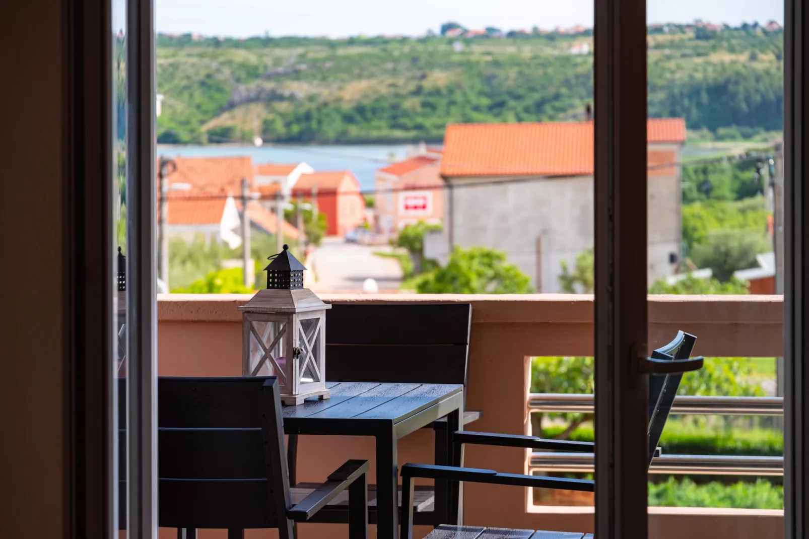 Sea view apartment Nika-Ambiance