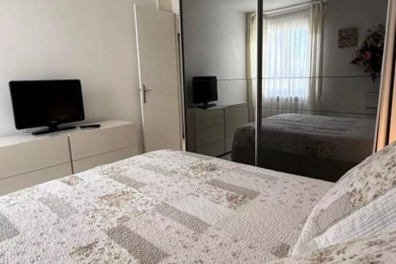 Résidence Superbe T3 Traversant Avec Terrasse Face Au Chenal Vue Mer &ndash; Imp&eacute;rial 4-Nicht zugeordnet