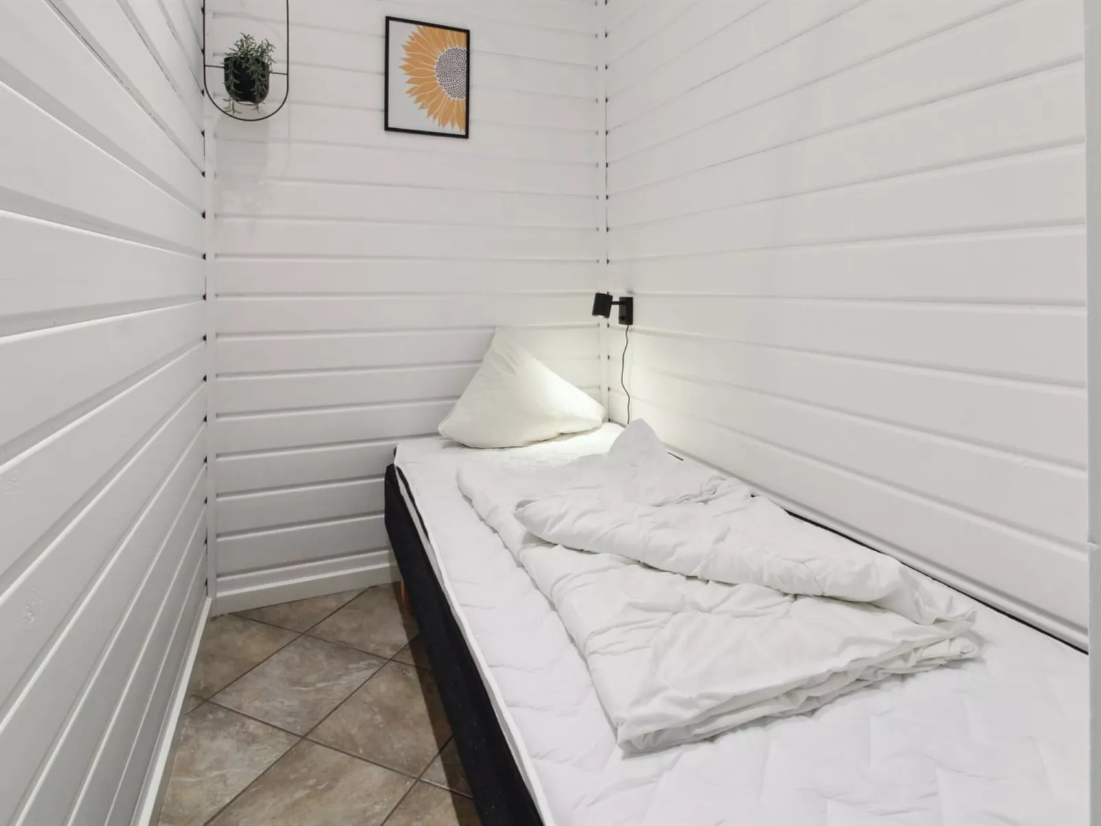 "Nael" - 1.6km from the sea-Drinnen