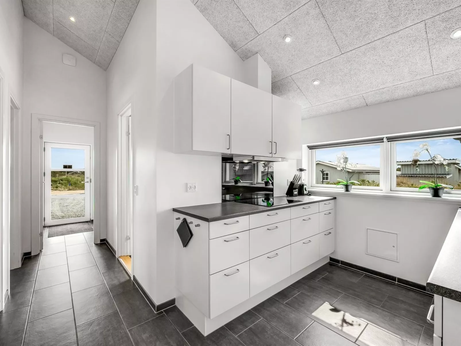 "Ennie" -  from the sea-Inside