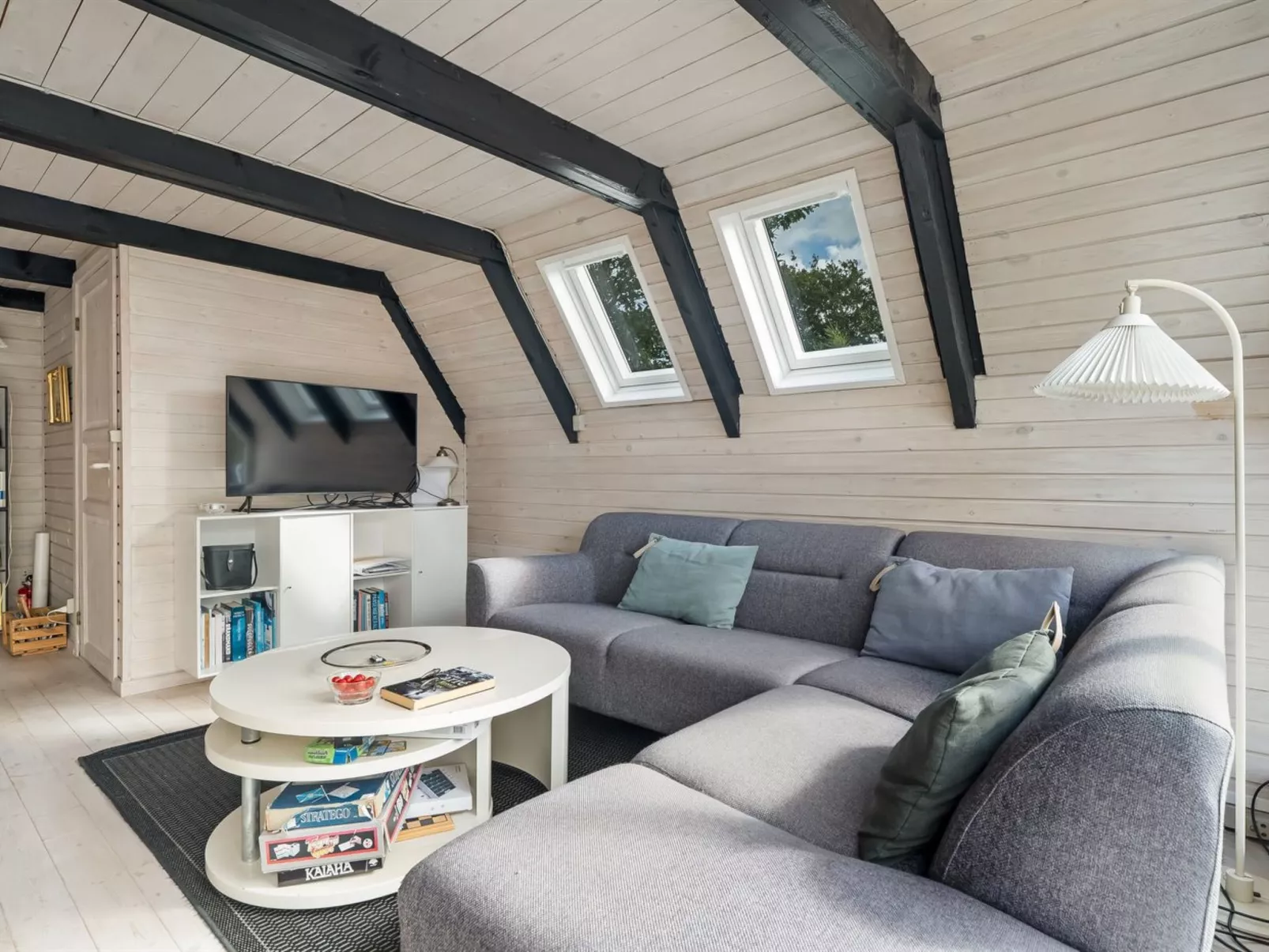 "Vladanka" -  from the sea-Inside