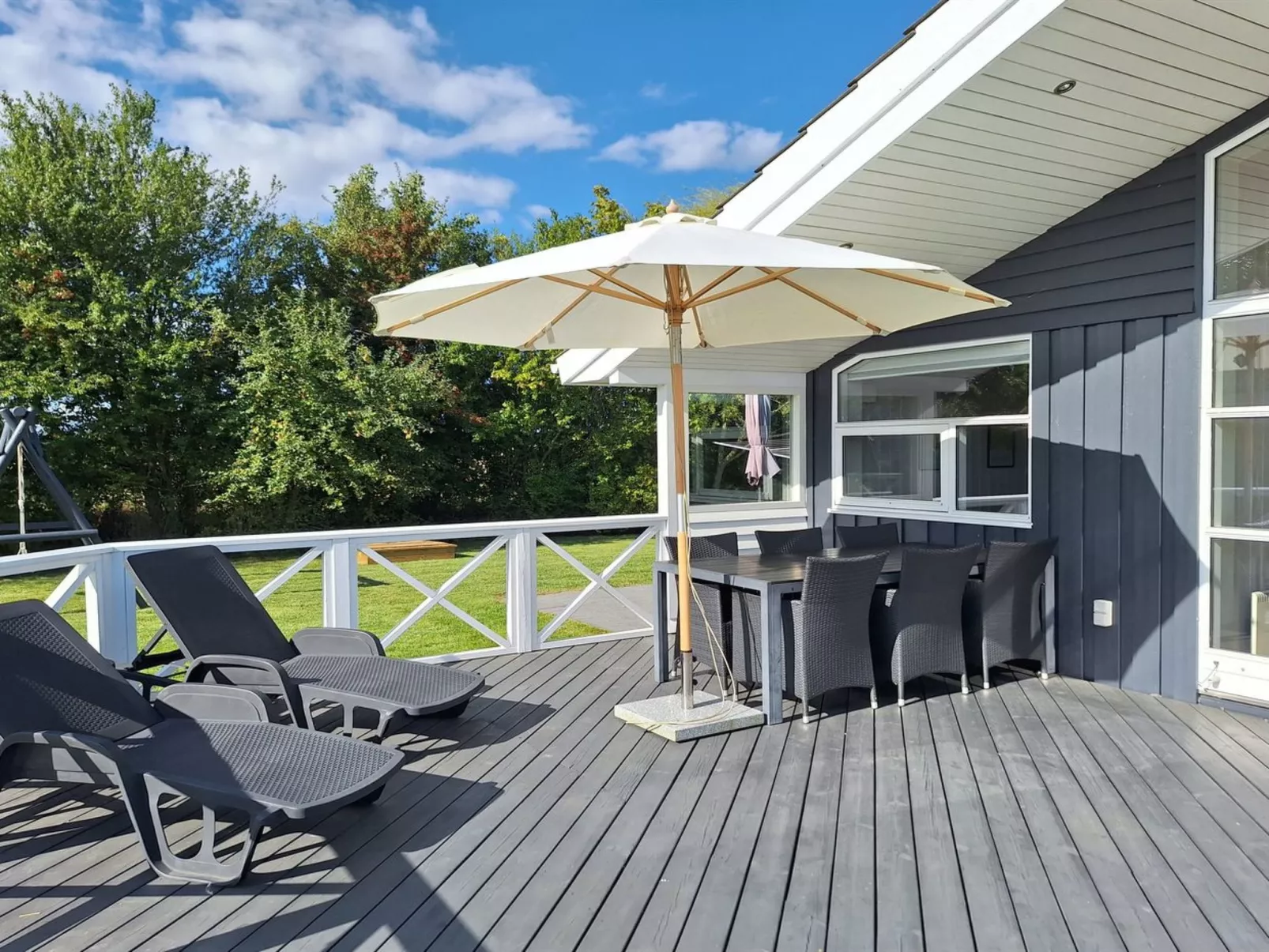 "Gustava" - 700m from the sea-Outside