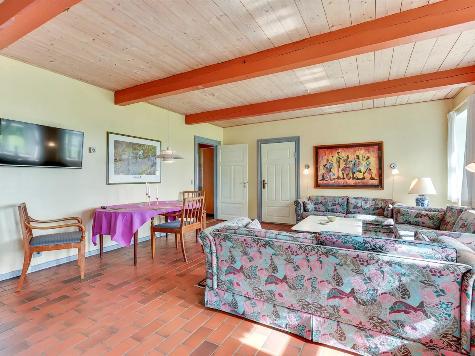 "Tilla" - 600m from the sea-Drinnen