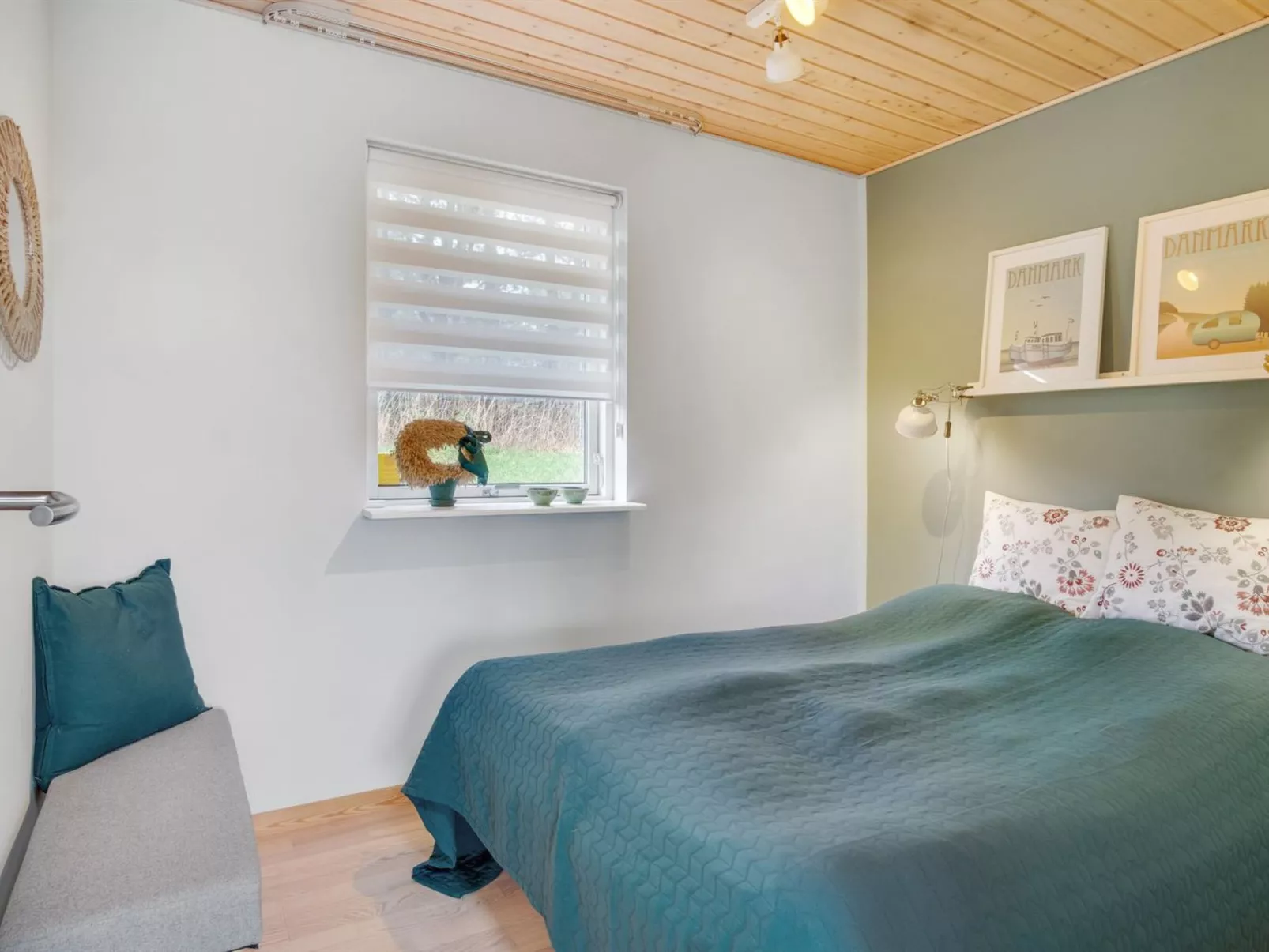 "Sahid" - 20m from the sea-Inside