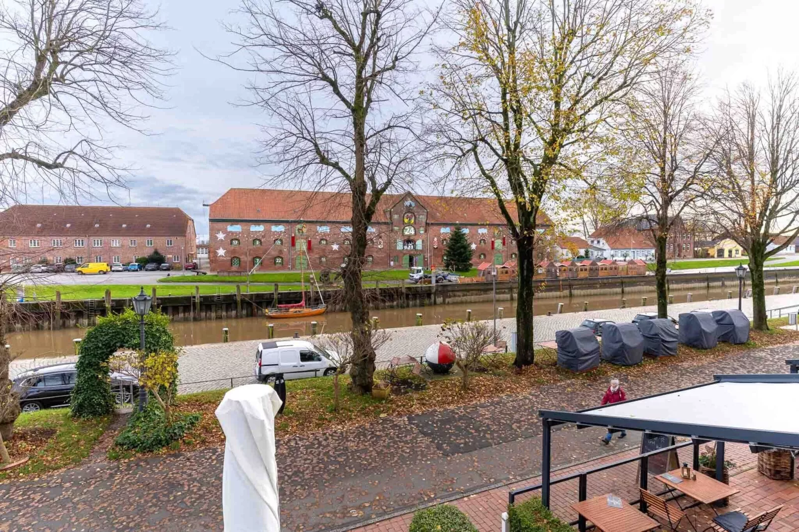 Ferienwohnung HafenPeerle-View in summer