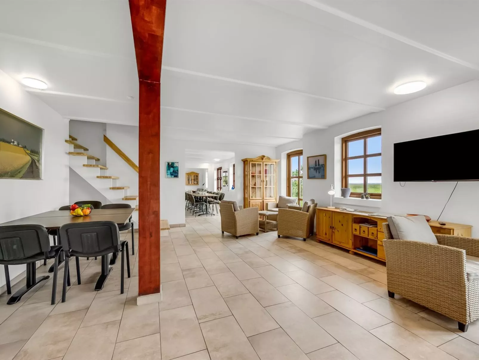 "Darleen" - 850m to the fjord-Drinnen