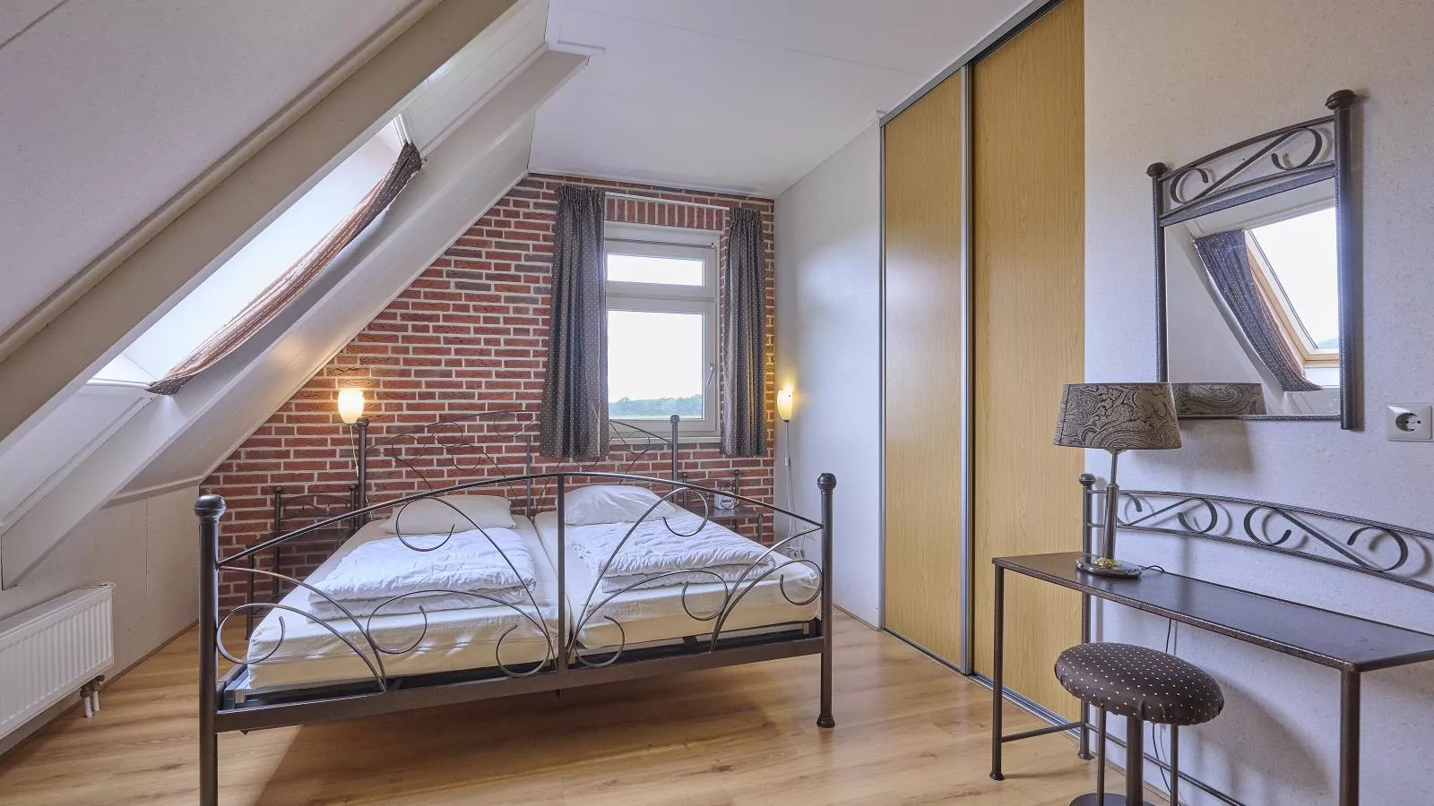 T Achterhoes-Bedroom