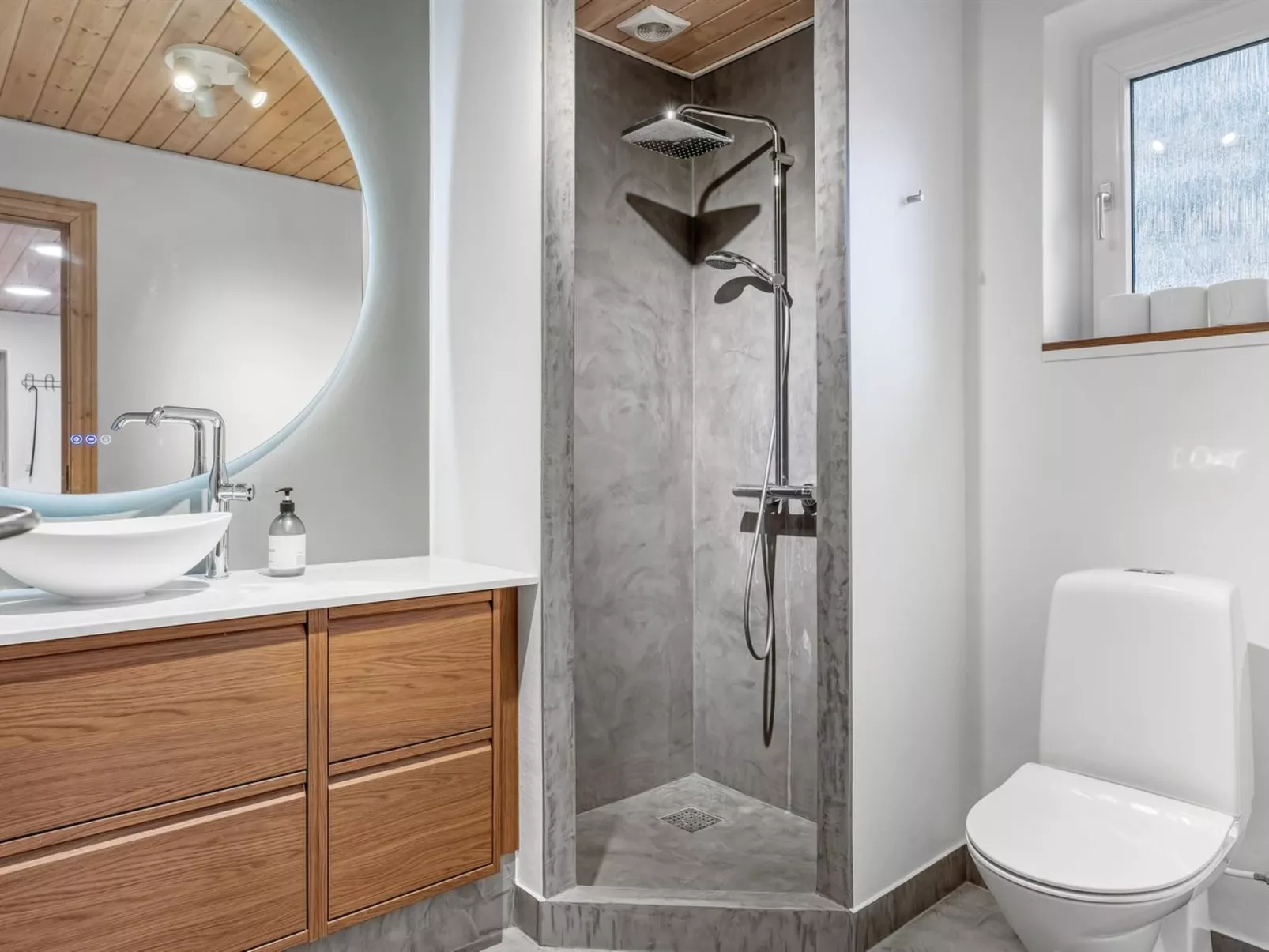 "Kerttuli" - 540m from the sea-Inside