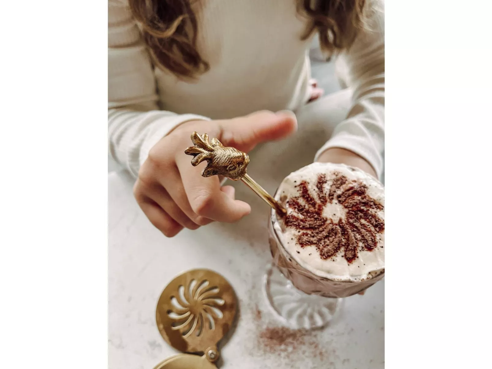 Willa levi west b-Dedans