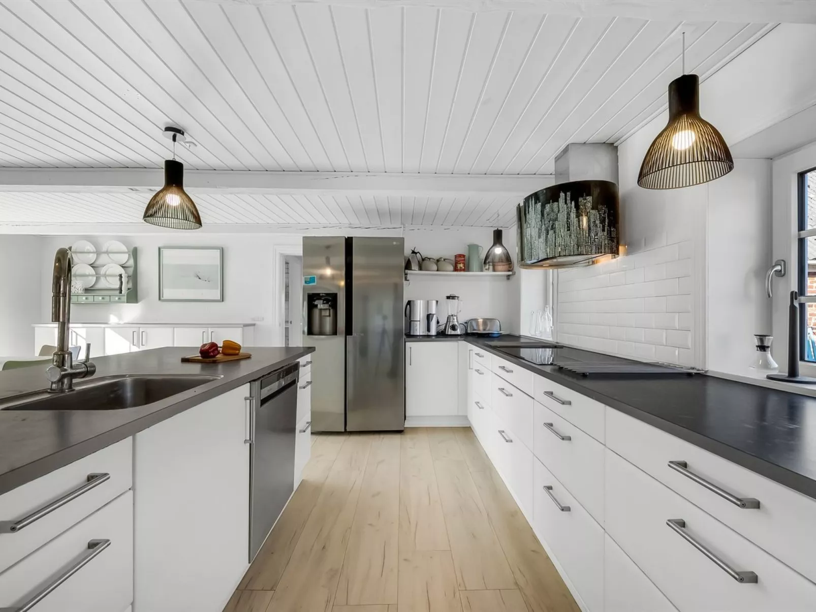 "Brigitte" - 1.3km to the fjord-Inside