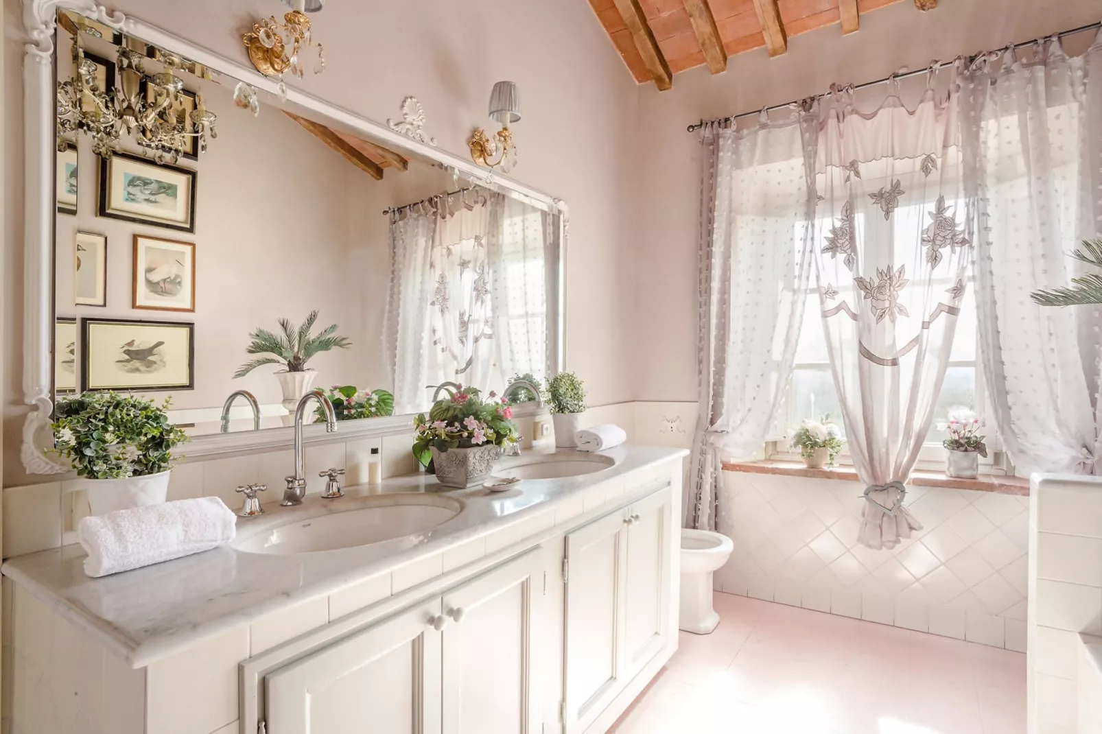 Villa Il Palagio-Bathroom