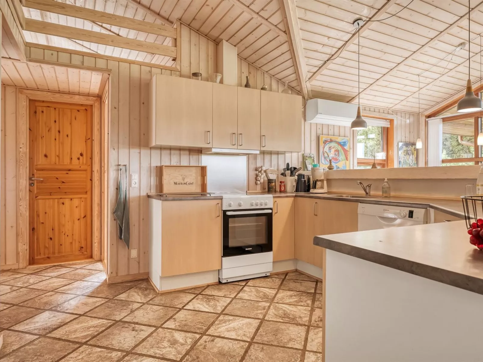 "Edele" - 5km from the sea-Drinnen