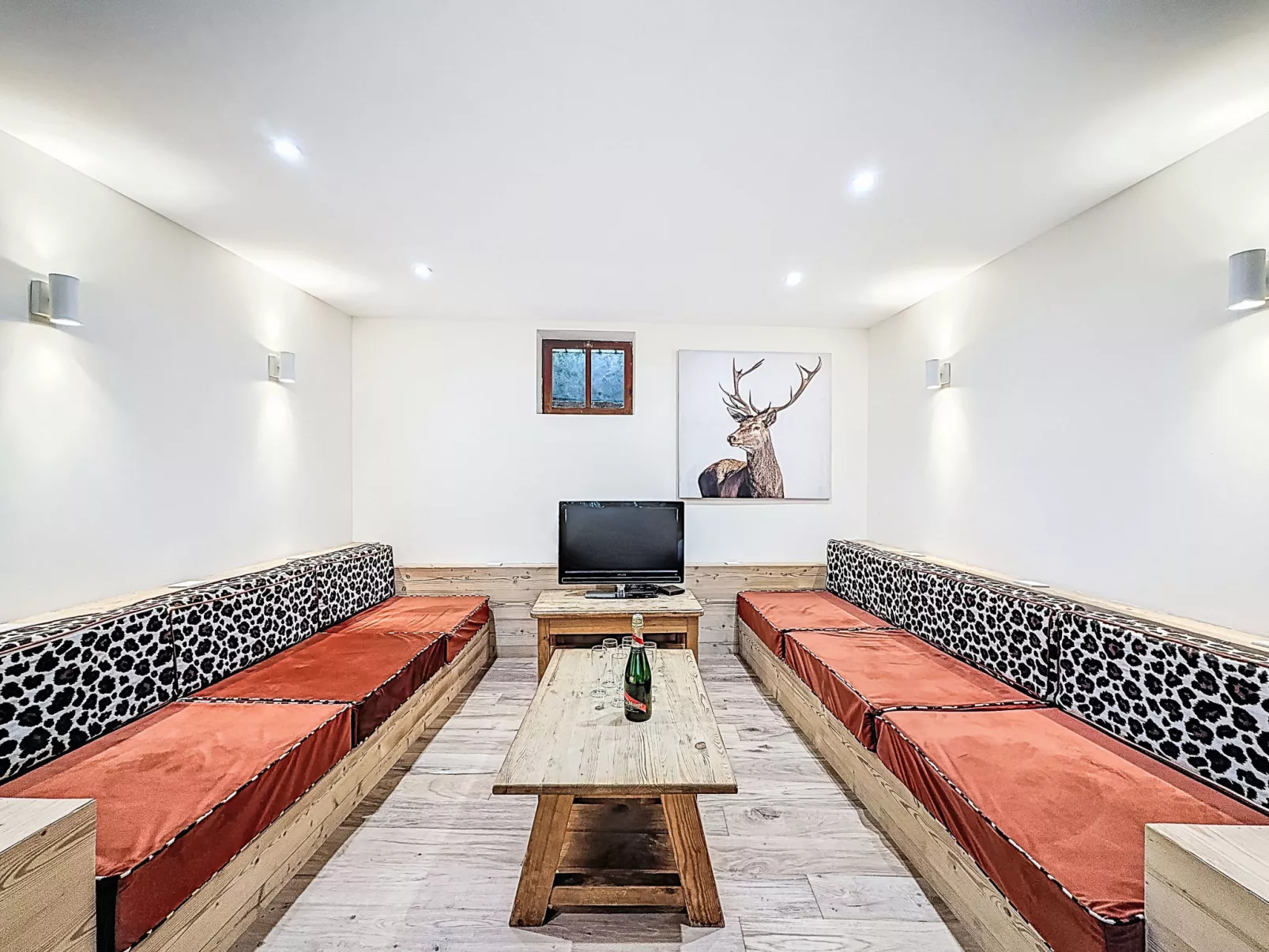 Chalet La Bergerie-Drinnen