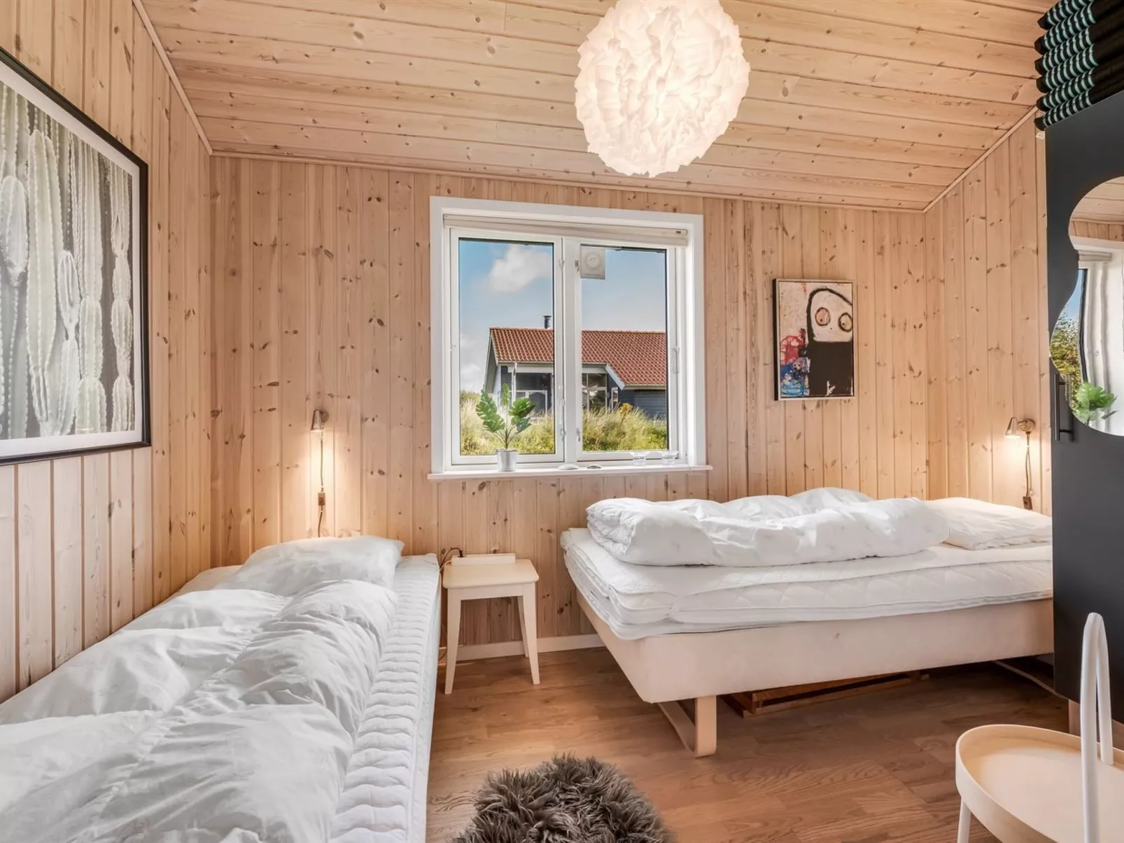 "Kanerva" -  from the sea-Inside