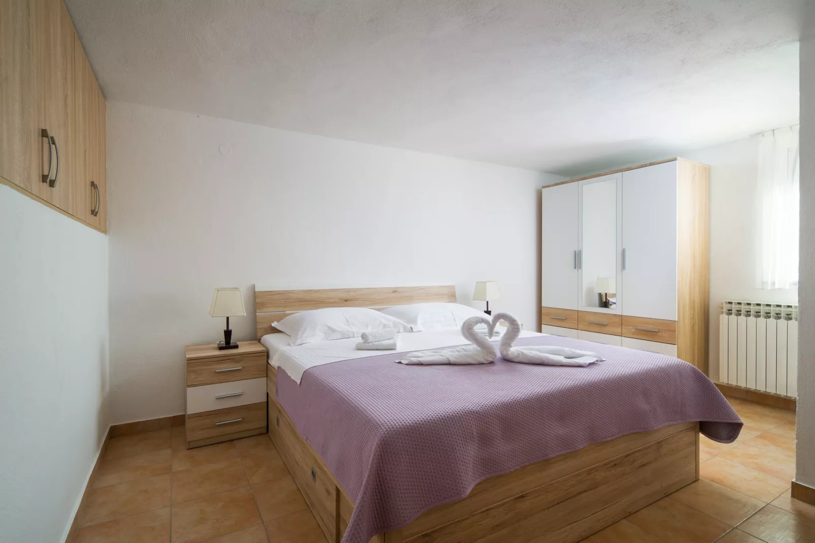 Villa Olea with private heated pool-Chambre