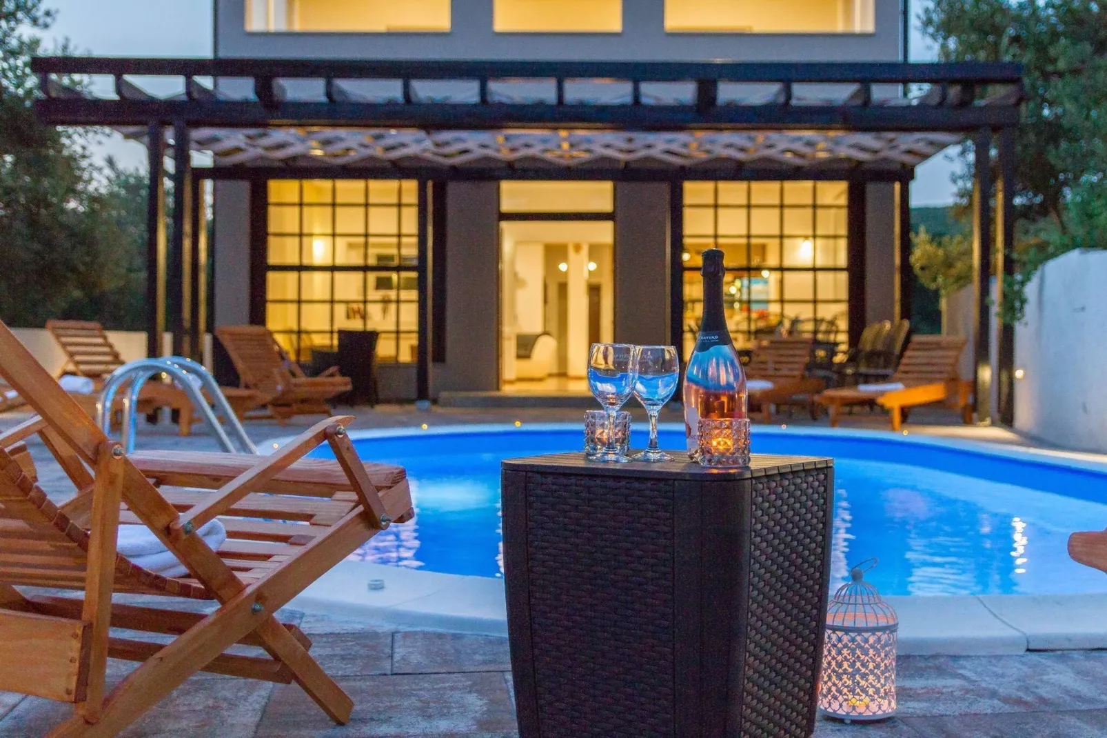 Seaside Villa Marin-Ambiance