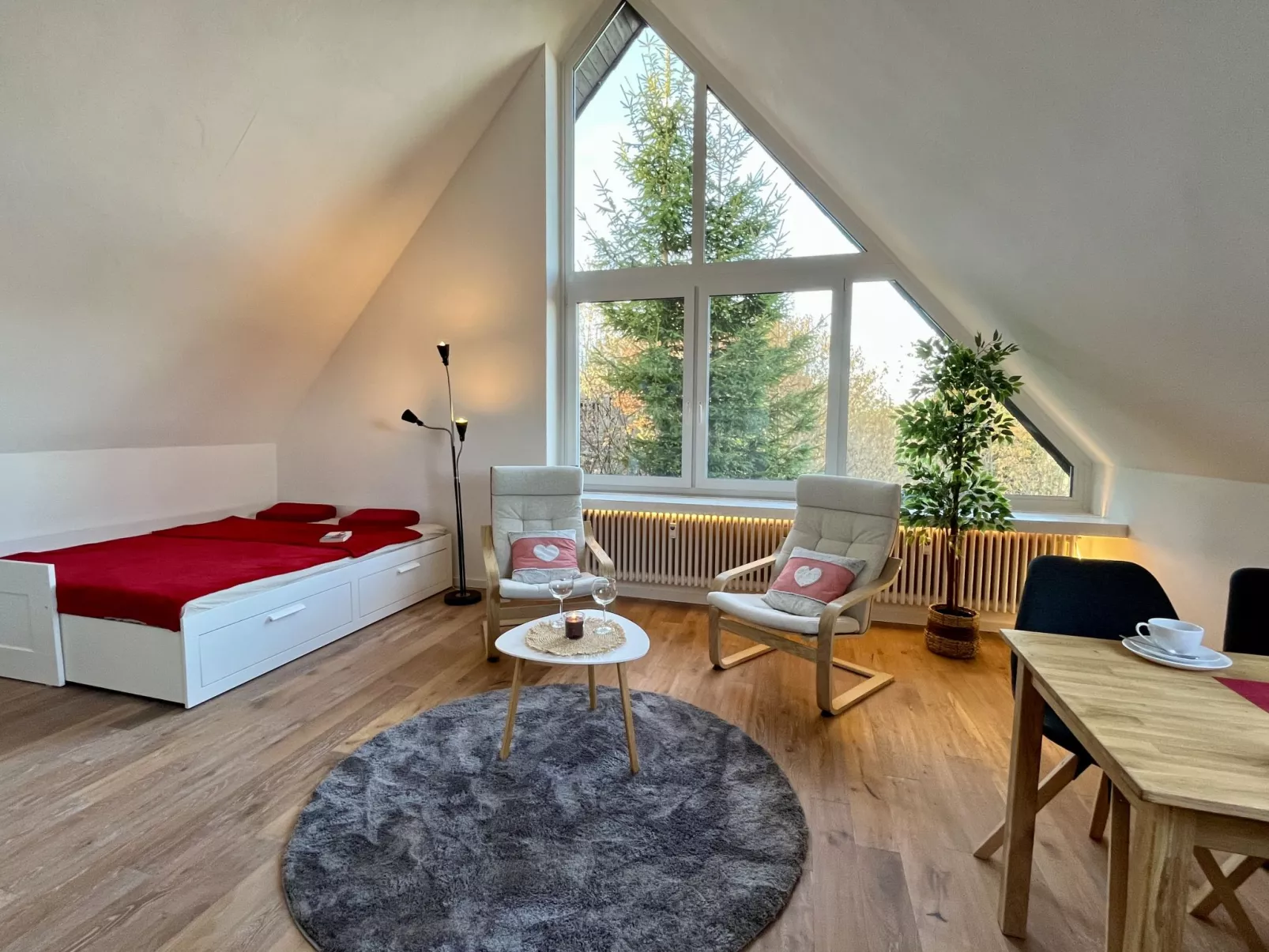 Falkennest - mit Blick auf den Titisee-Drinnen