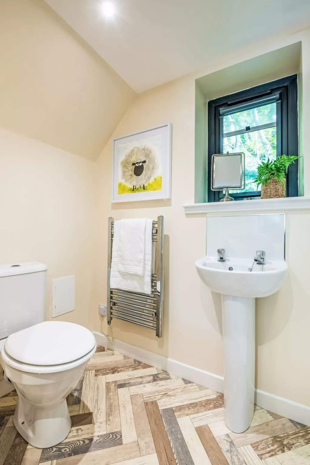 Wayside Bothy-Inside