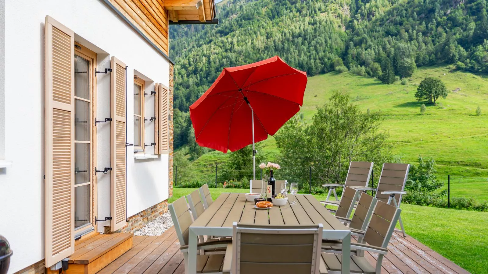 Sperlingnest-Terrasse/Balkon