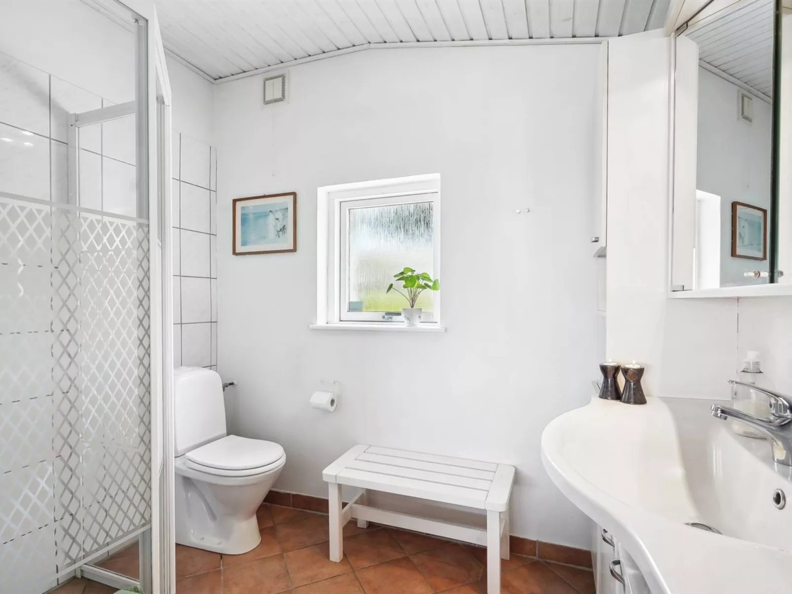 "Annabeth" - 300m to the fjord-Inside