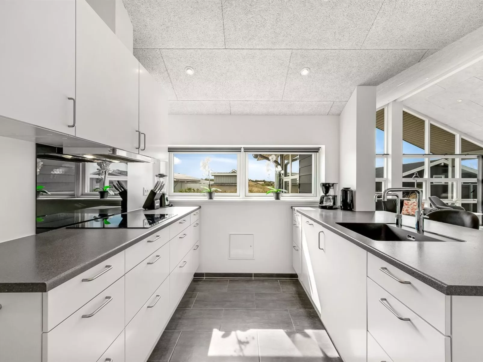 "Ennie" -  from the sea-Inside