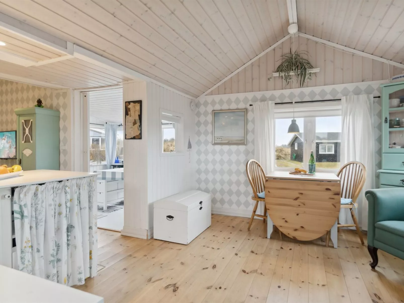 "Aruna" - 200m from the sea-Drinnen