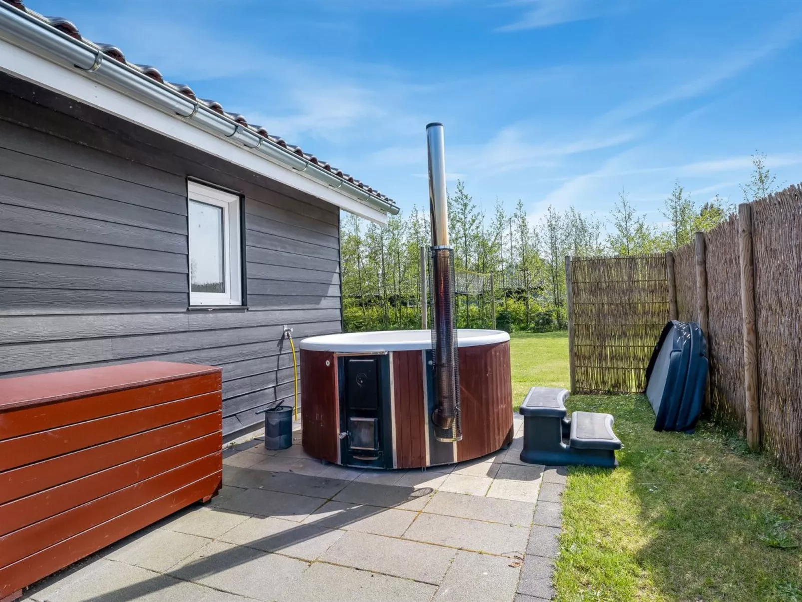 "Ronia" - 900m from the sea-Drinnen