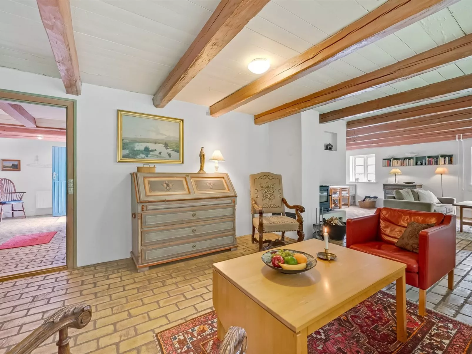 "Tatiane" - 10km from the sea-Inside