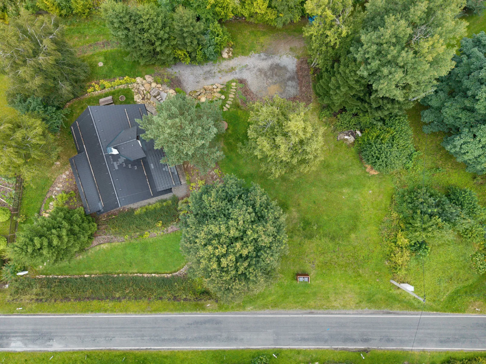 Roubenka Maleč-Outside