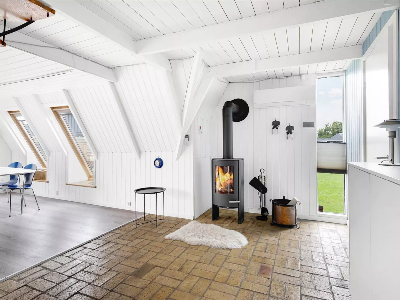 "Hunding" - 600m from the sea-Dedans