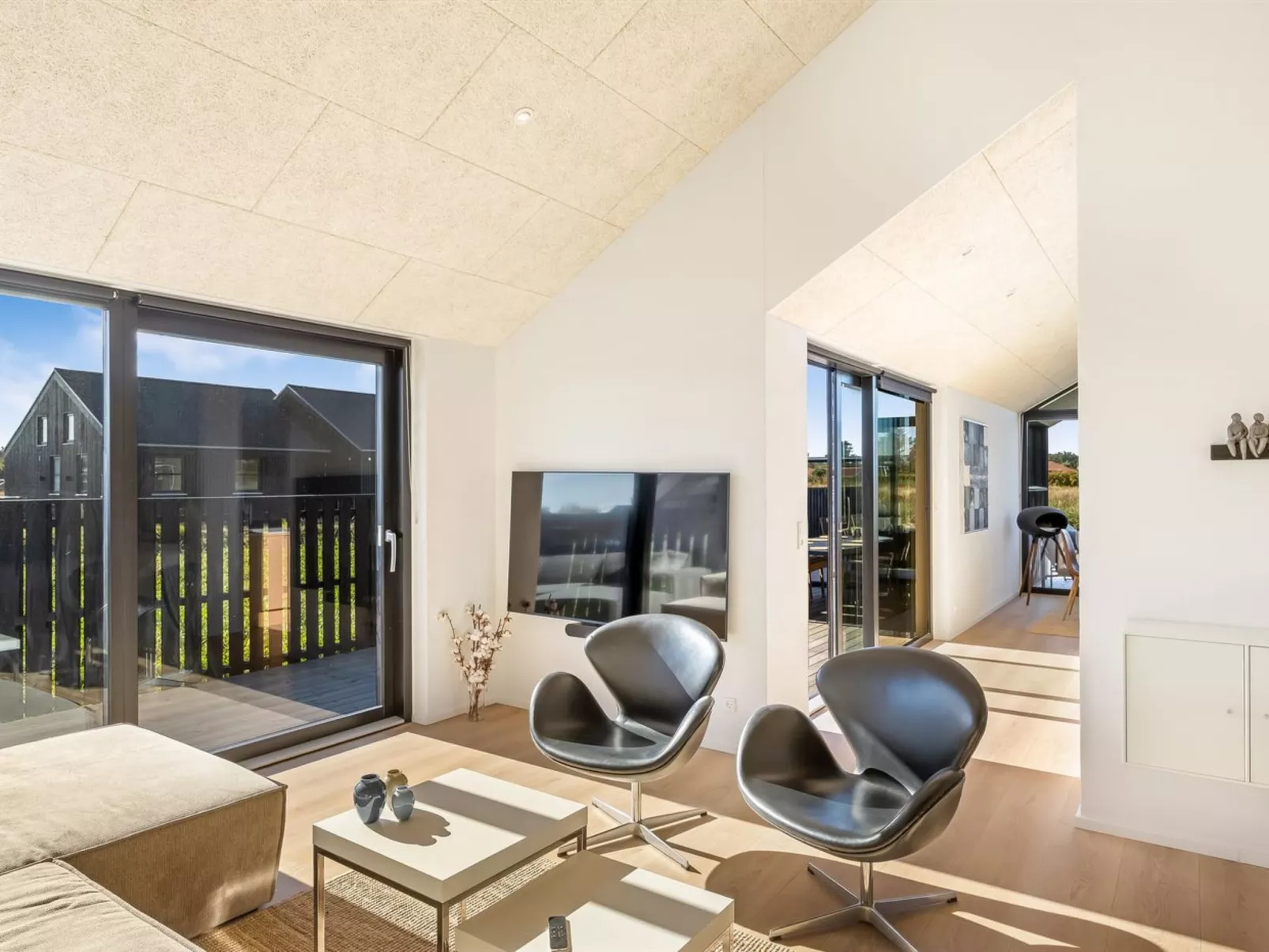 "Stenkil" - 1.2km from the sea-Inside