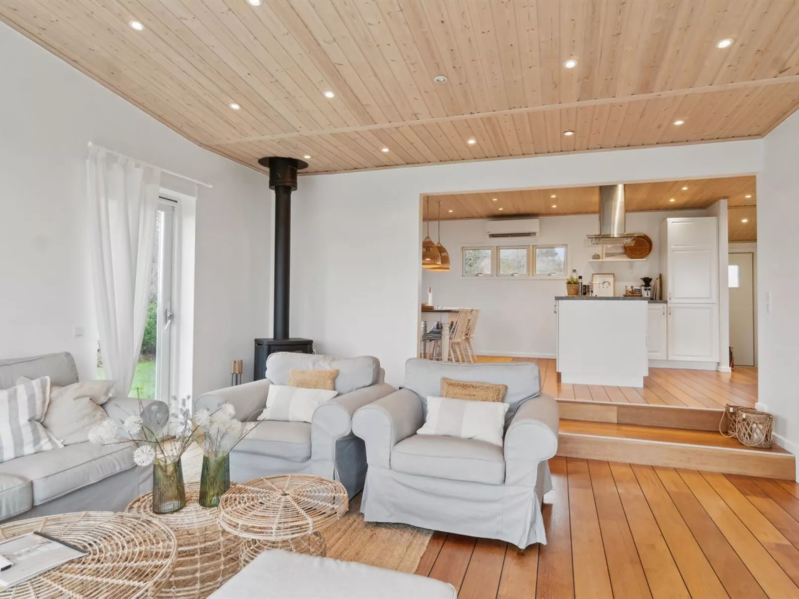 "Eero" - 175m to the fjord-Inside