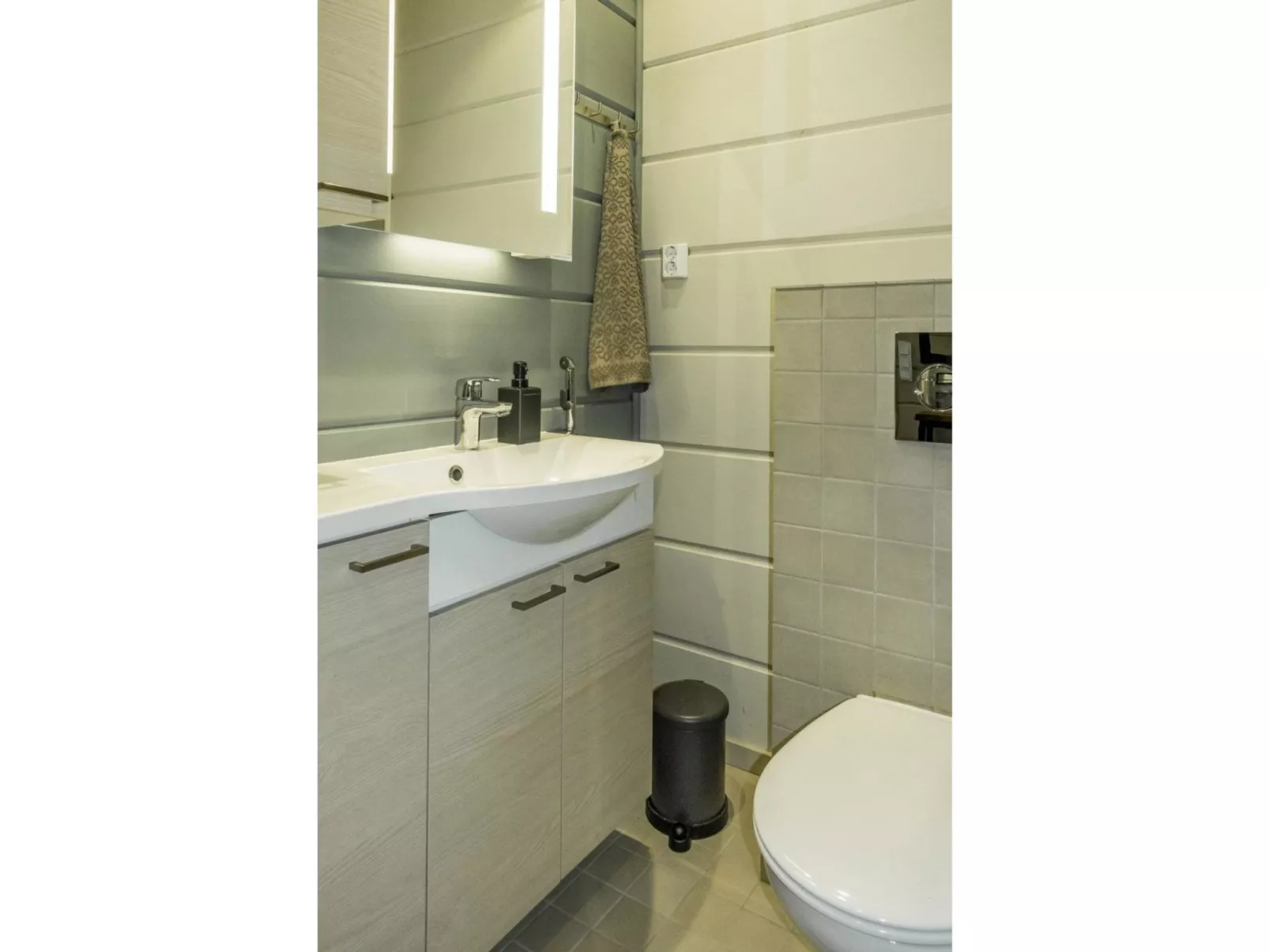 Villa lystikämä-Inside